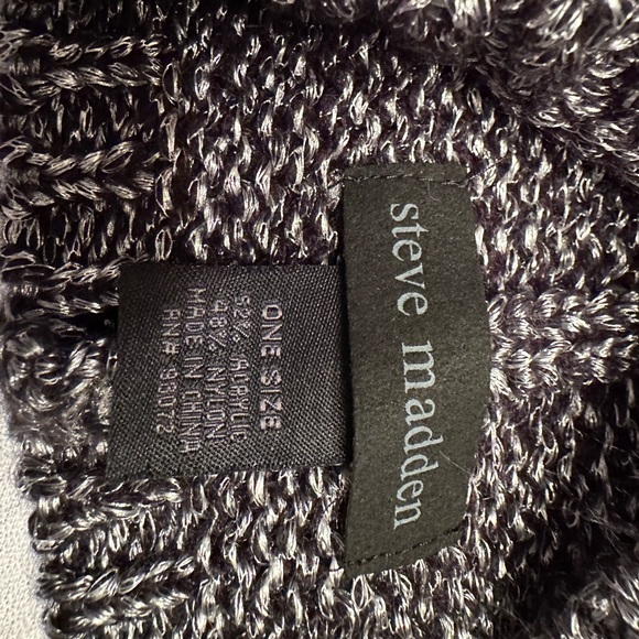 Steve Madden black and silver beanie OS - Picture 2 of 3